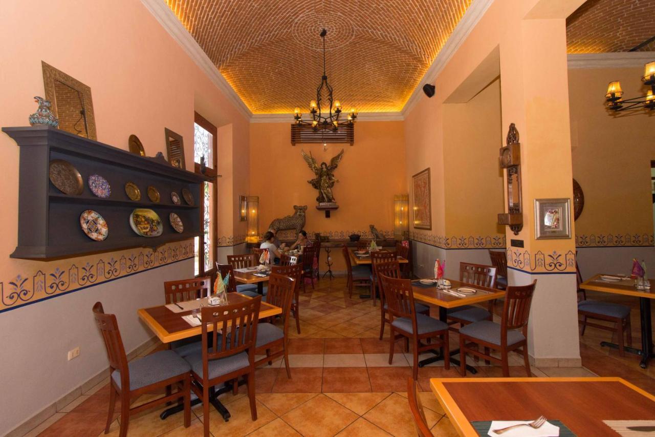 Hotel Boutique Casa San Angel (Adults Only) Мерида Экстерьер фото