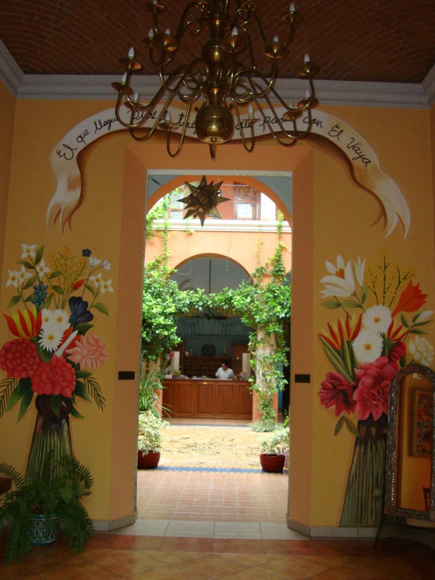 Hotel Boutique Casa San Angel (Adults Only) Мерида Экстерьер фото