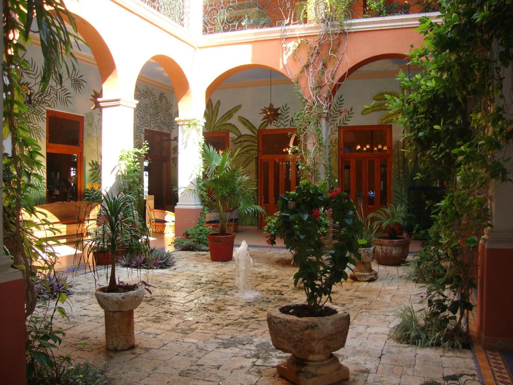Hotel Boutique Casa San Angel (Adults Only) Мерида Экстерьер фото