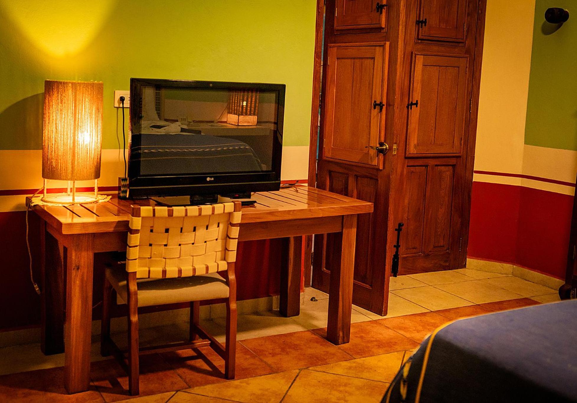 Hotel Boutique Casa San Angel (Adults Only) Мерида Экстерьер фото